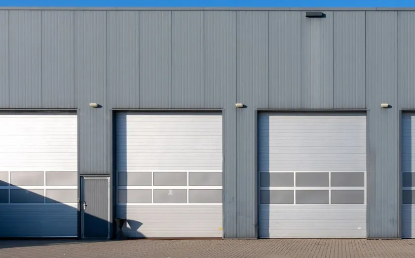 Czy korzystanie z pożyczki na zakup nieruchomości komercyjnych dla firm poprawia, czy pogarsza rating finansowy przedsiębiorstwa?