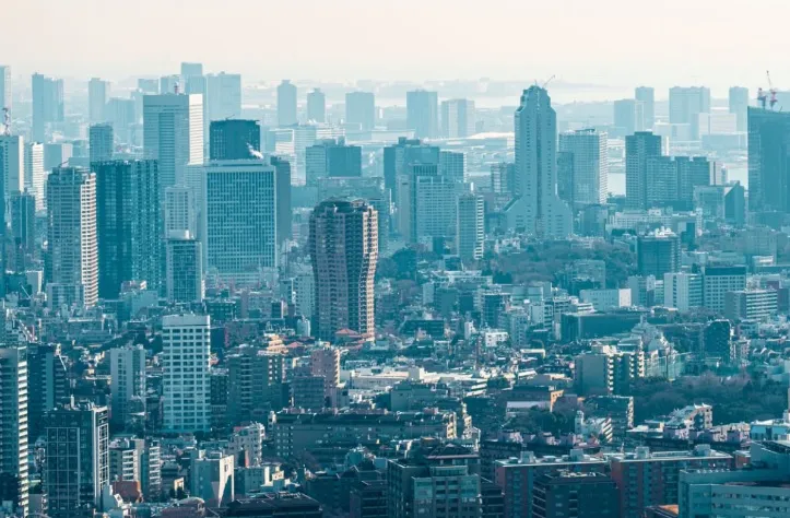 Jak obliczyć poziom zadłużenia, przy którym pożyczka na zakup nieruchomości komercyjnych dla firm pozostaje bezpieczna dla organizacji?